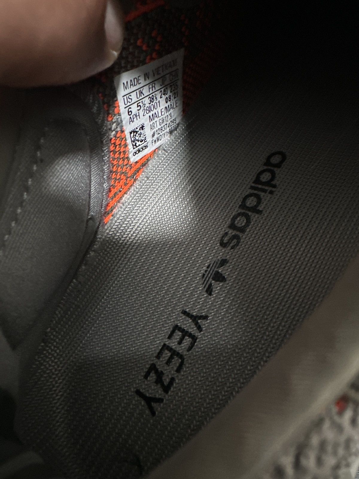 Yeezy Yeezy 350 beluga Size US 6 / EU 39 - 6 Thumbnail