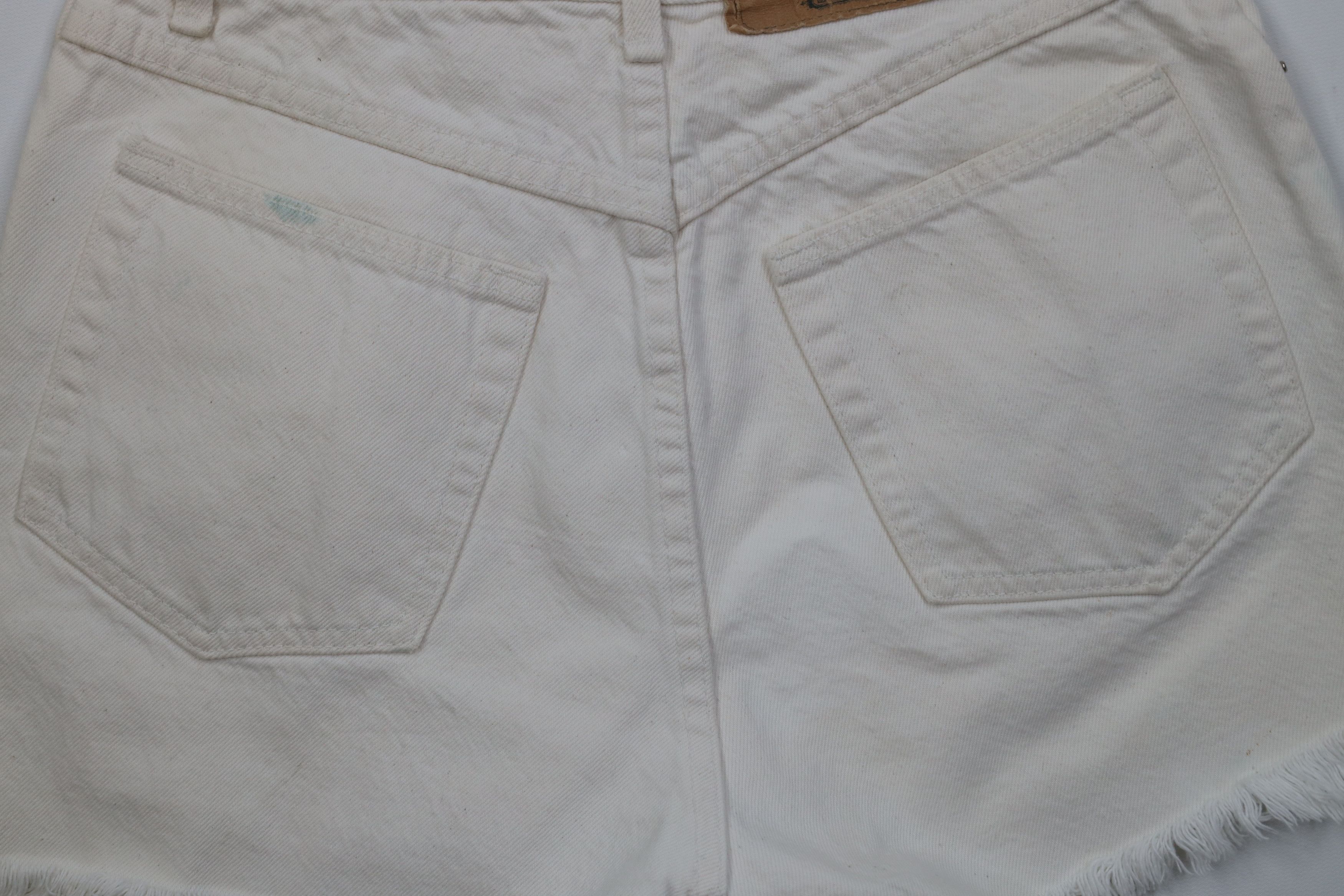 Banana Republic Vintage 90s Banana Republic Safari Fly Denim Shorts USA Size 27" / US 4 / IT 40 - 10 Thumbnail