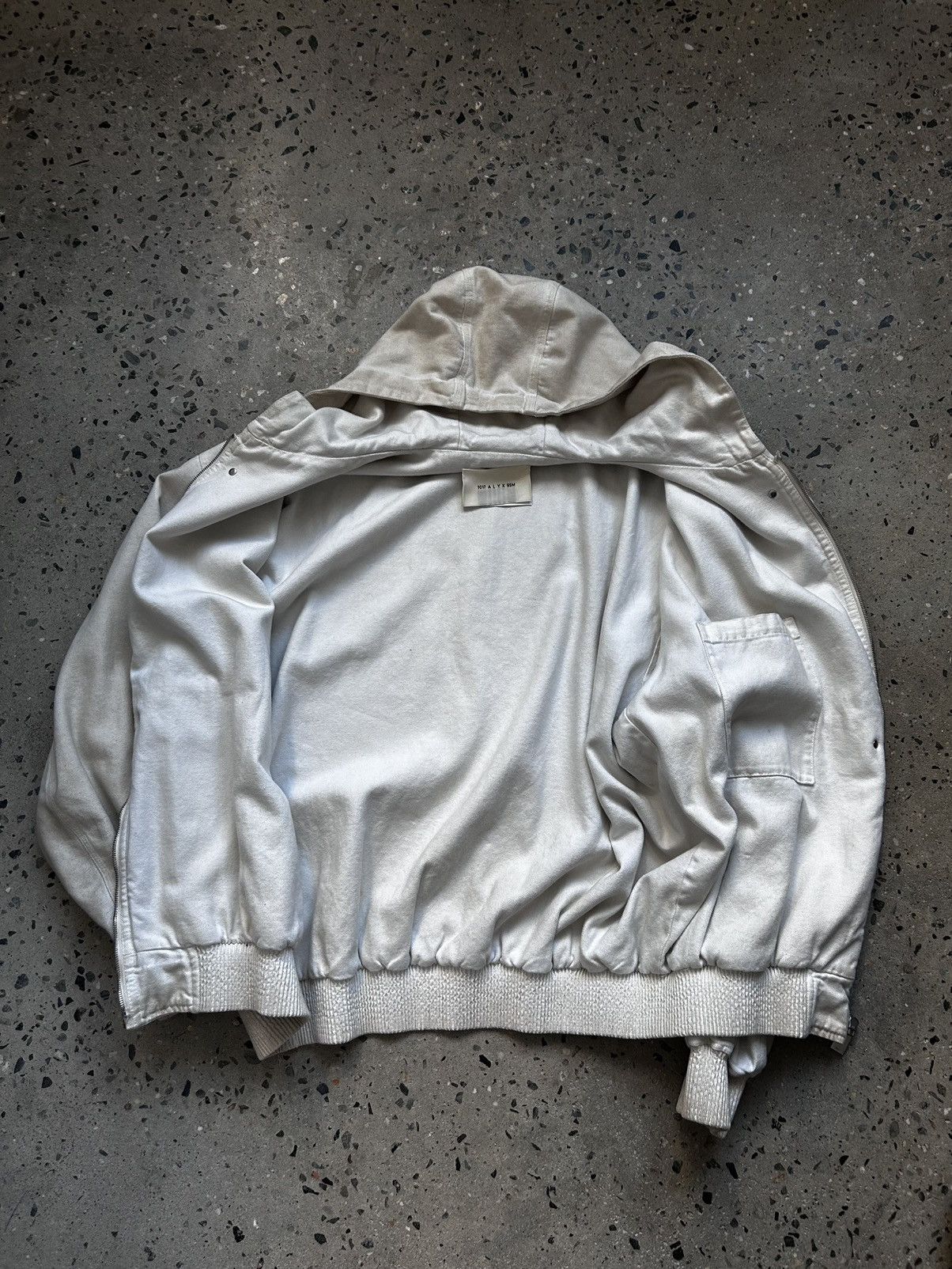 1017 ALYX 9SM Dirty Wash Light Beige Hooded Jacket Size US L / EU 52-54 / 3 - 4 Thumbnail