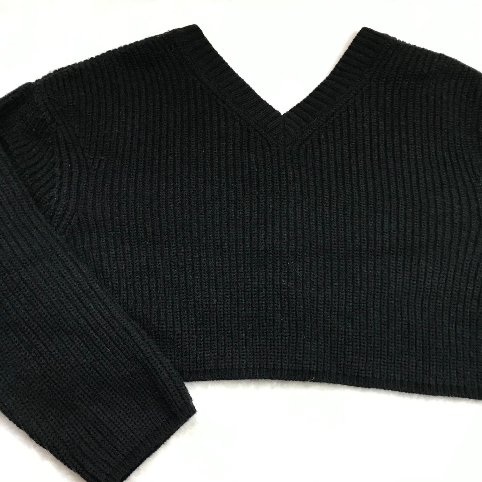 Zara Zara Black V-Neck Cropped Cardigan Sweater Women's Large Rib Size L / US 10 / IT 46 - 7 Thumbnail