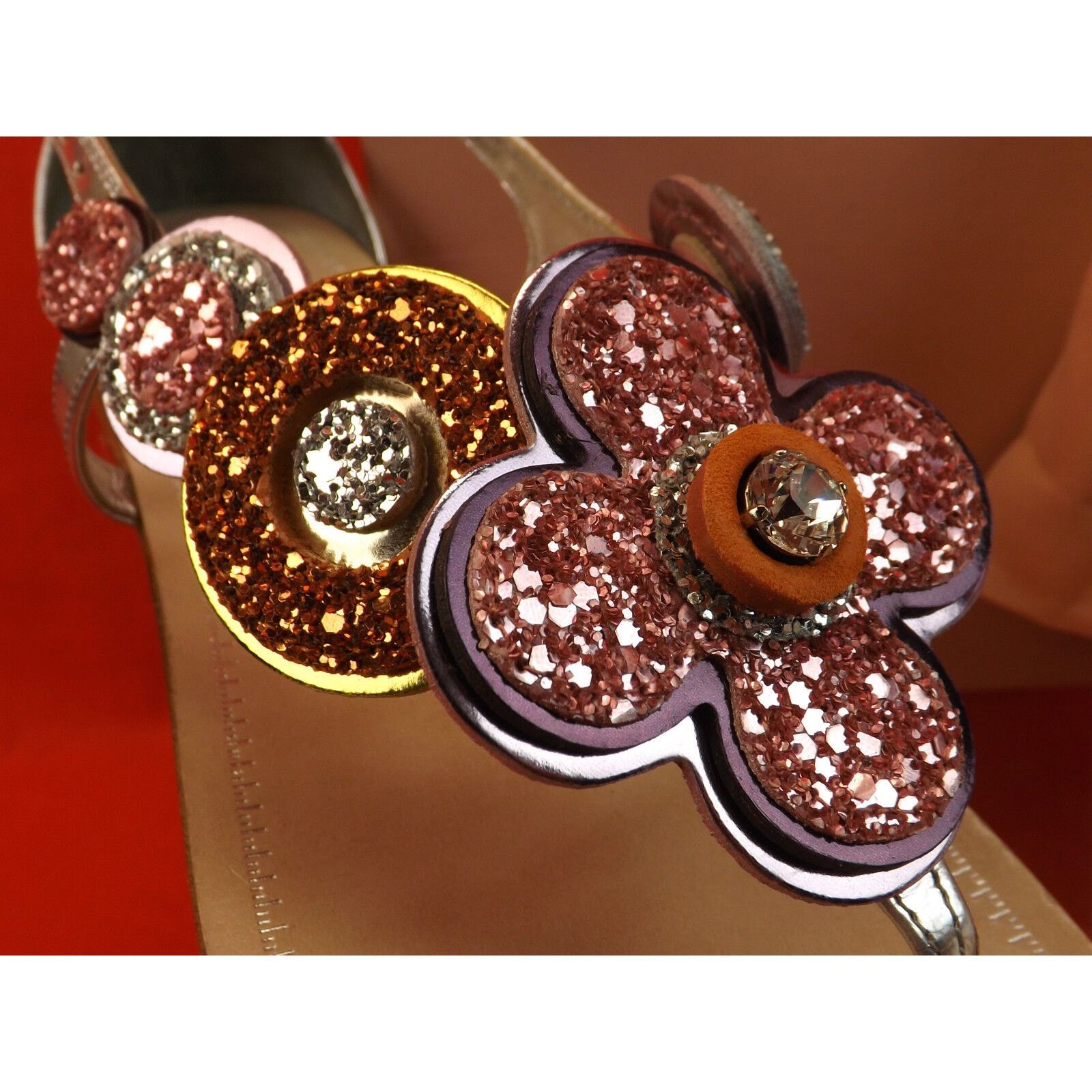 Miu Miu SILVER LEATHER GLITTER FLOWERS THONG FLATS SANDALS 39.5 Size US 9.5 / IT 39.5 - 3 Thumbnail