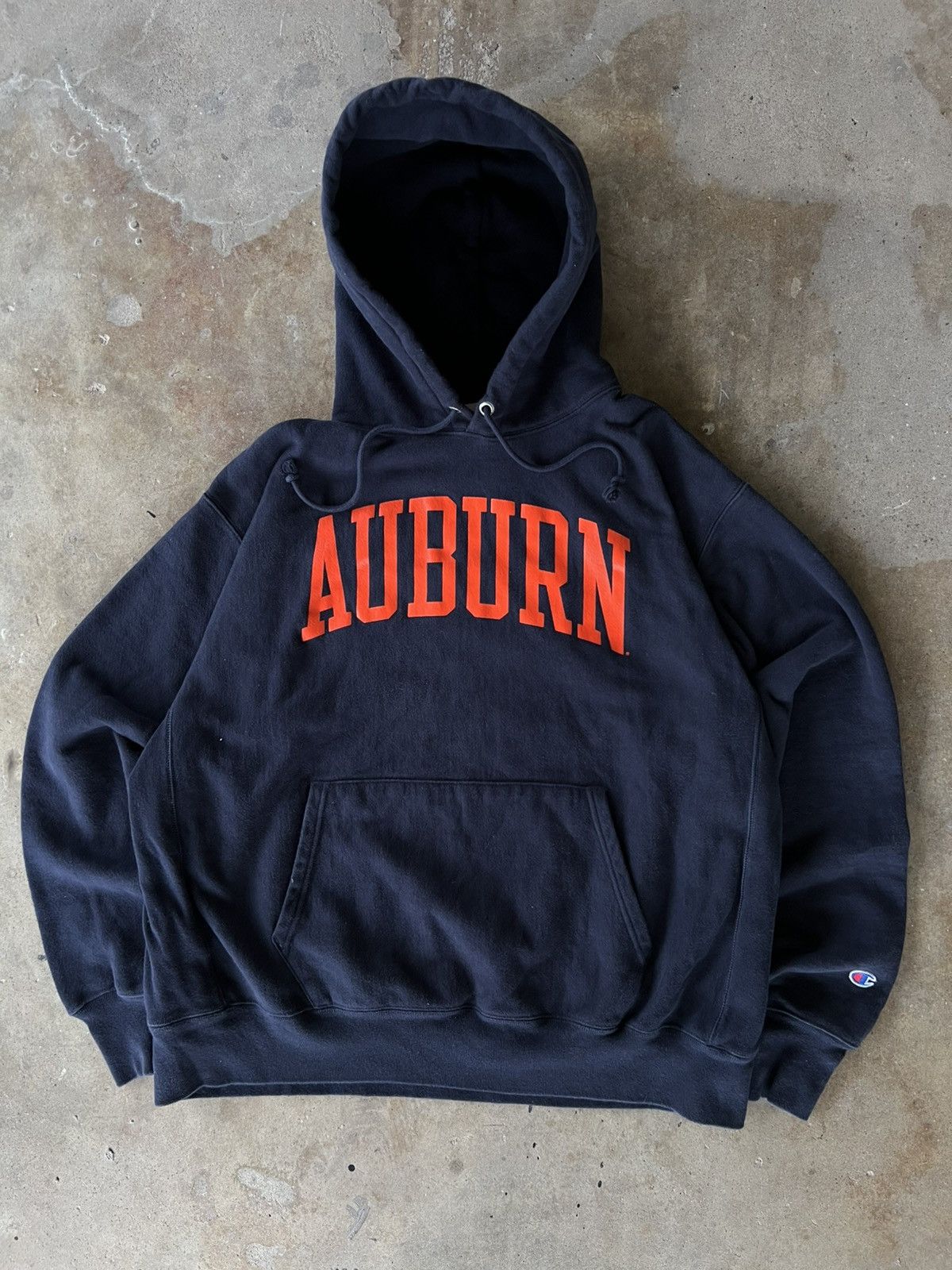 Champion Vintage Champion NCAA Auburn Tigers Sweatshirt Hoodie Size US XL / EU 56 / 4 - 1 Thumbnail