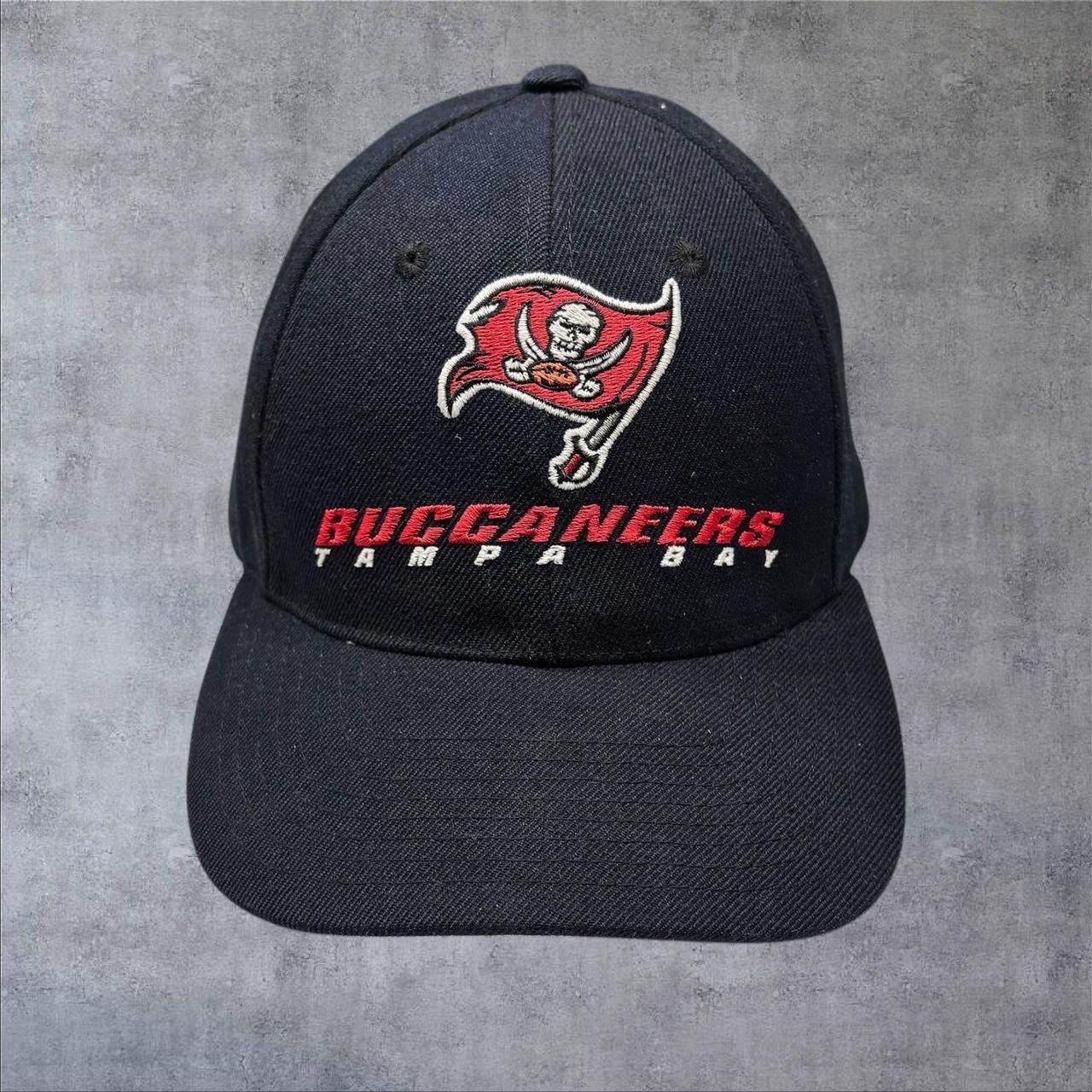Twins Enterprise Inc. Vintage Tampa Bay Buccaneers Hat Size ONE SIZE - 1 Thumbnail