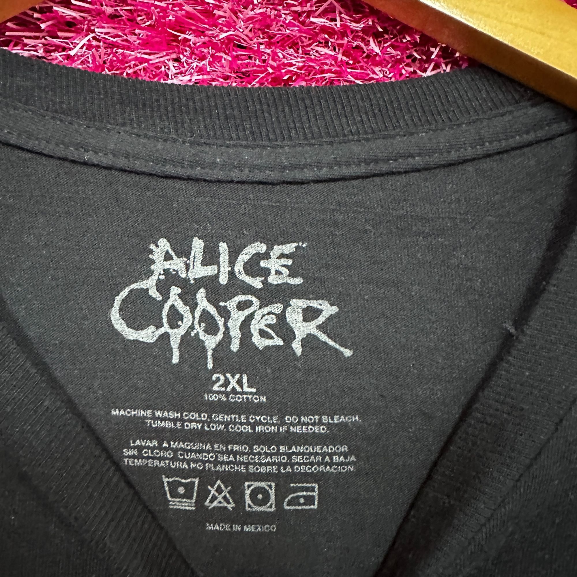 Band Tees Alice Cooper Santa Claws is Coming to Town Xmas Album Tee 2X Size US XXL / EU 58 / 5 - 4 Thumbnail