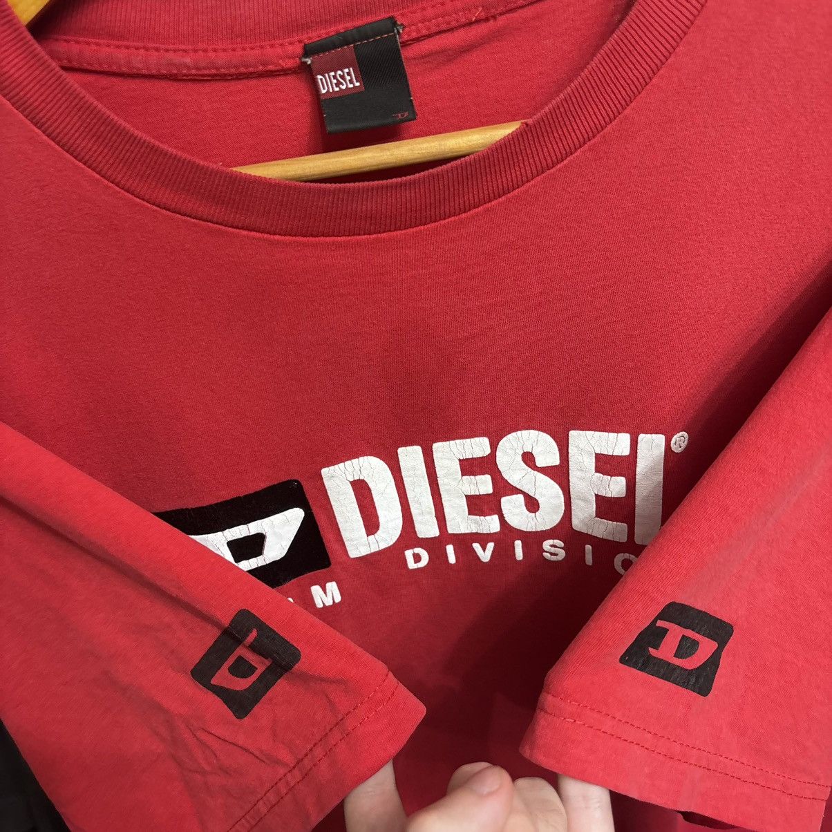 Diesel Vintage 90’s Japan Diesel Big Logo Faded Y2K Red T-Shirt Size US L / EU 52-54 / 3 - 4 Thumbnail