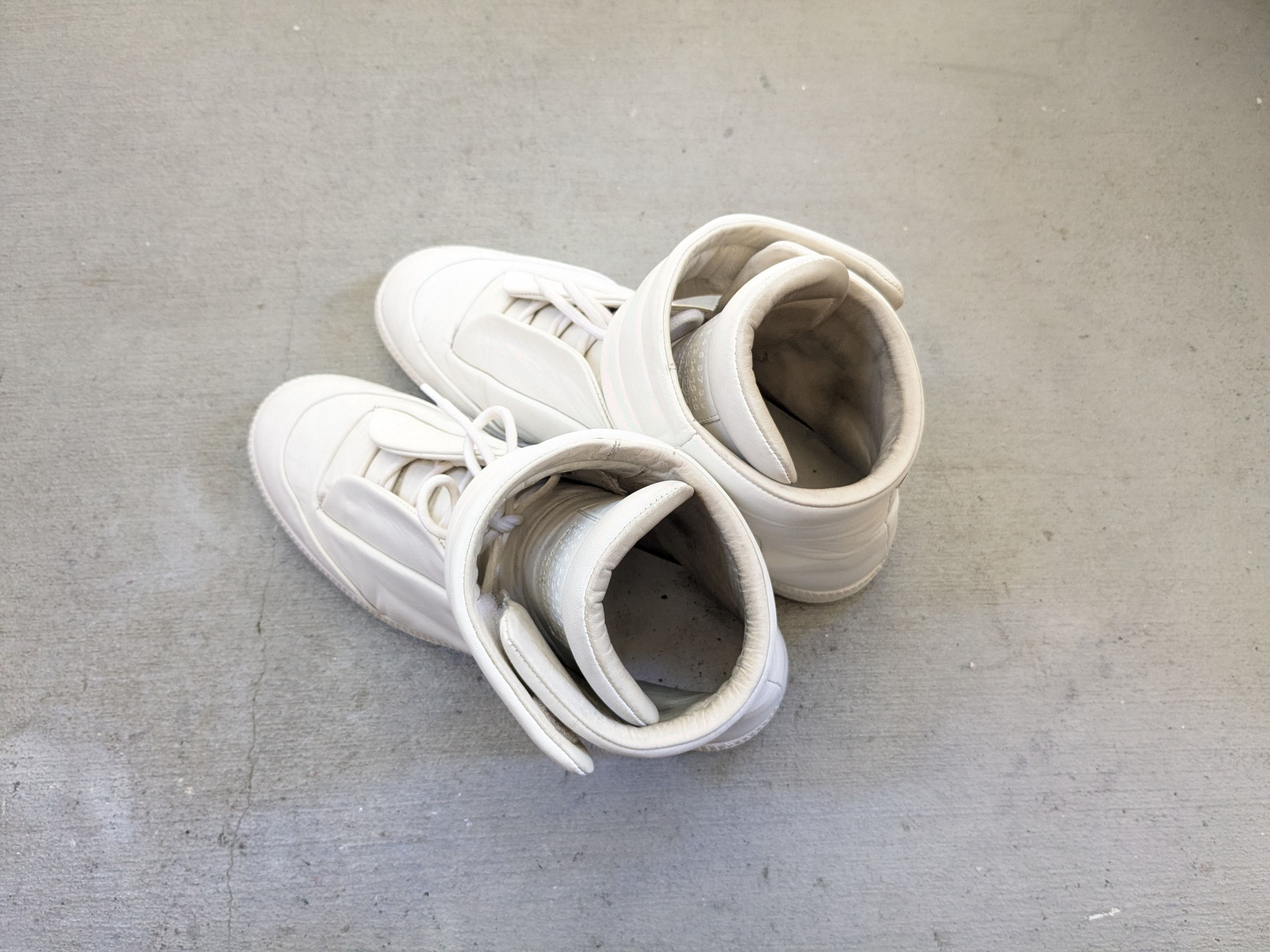 Maison Margiela Maison Margiela Future White 9 42 Leather High Tops Size US 9 / EU 42 - 16 Thumbnail