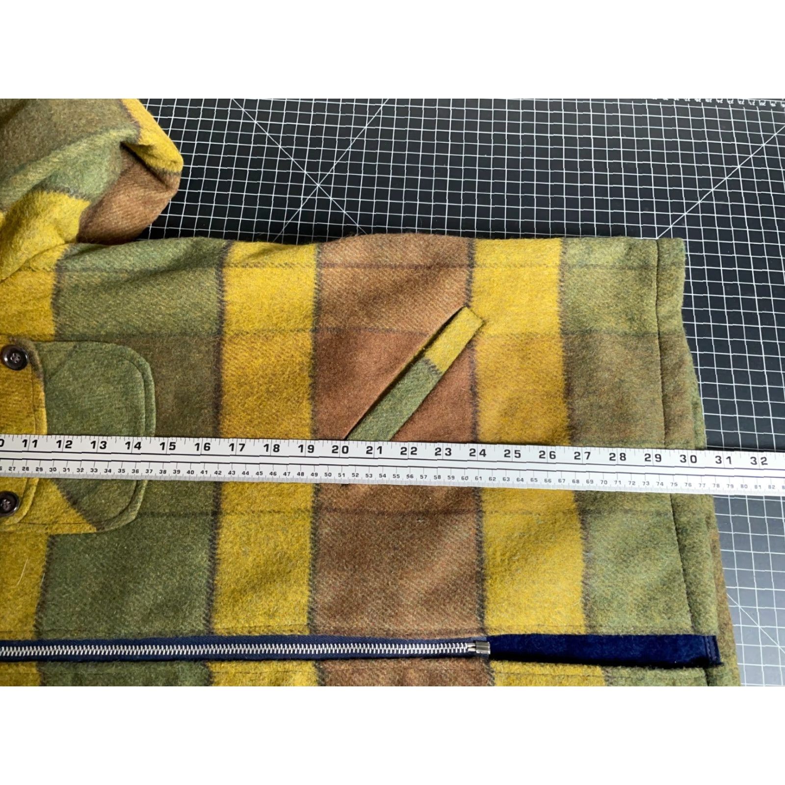 Etro VINTAGE 60s Wool Zip Up Jacket Men’s L Yellow Plaid Shaggy Lining Retro Military Jacket Style Size US L / EU 52-54 / 3 - 6 Thumbnail