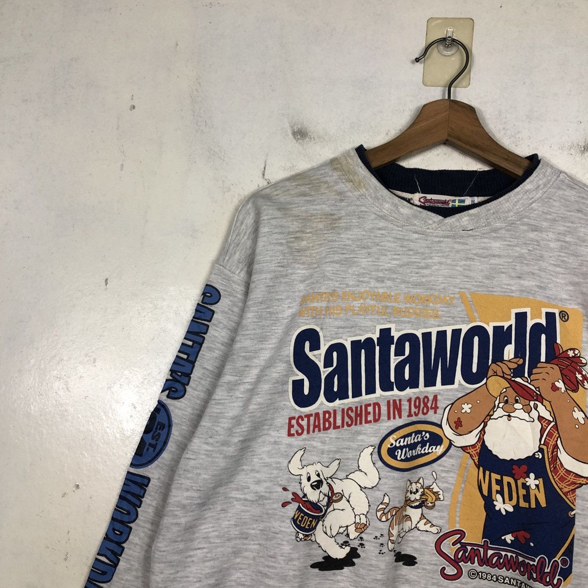 Japanese Brand 📌Vintage Sweatshirt Crewneck Santaworld Big Logo Cartoon Size US L / EU 52-54 / 3 - 9 Thumbnail
