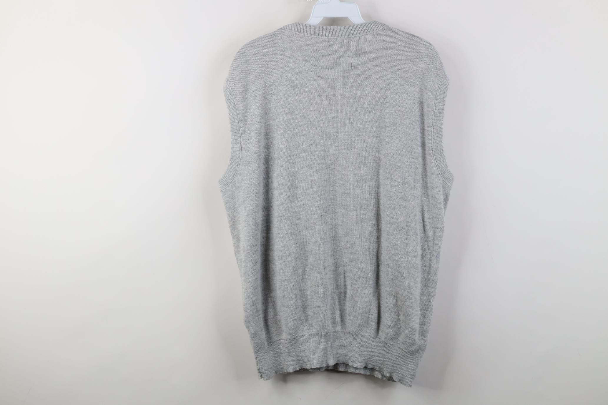 Vintage Vintage 70s Streetwear Soft Knit V-Neck Sweater Vest USA Size US L / EU 52-54 / 3 - 9 Thumbnail