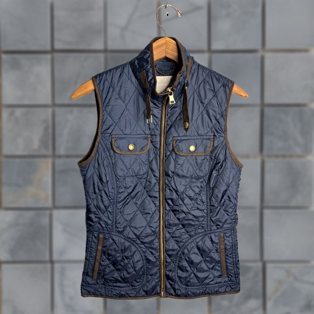 Banana Republic Banana Republic Vest XS Blue Brown Trim Quilted Zipper Pockets 4999 Women’s Slim? No, keep original terms: Size XS / US 0-2 / IT 36-38 - 1 Thumbnail