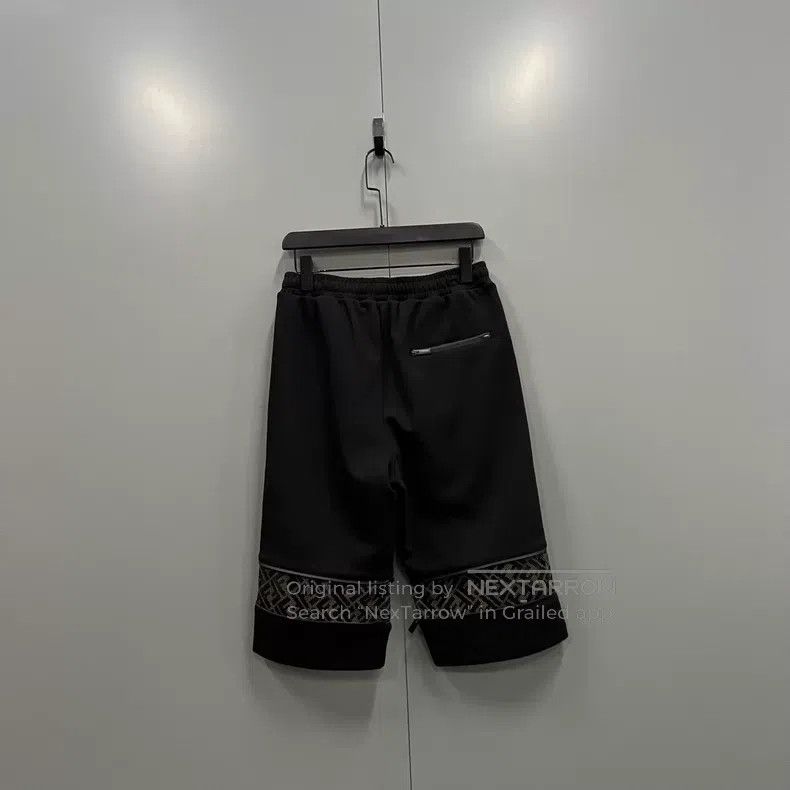 Fendi Fendi Black Logo Short Pants Size US 28 / EU 44 - 2 Thumbnail