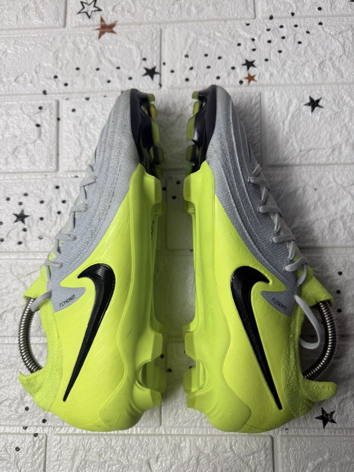 Nike Nike Phantom GX 2 Elite FG US8 UK7 EUR41 Boots FJ2563-003 Size US 8 / EU 41 - 7 Thumbnail
