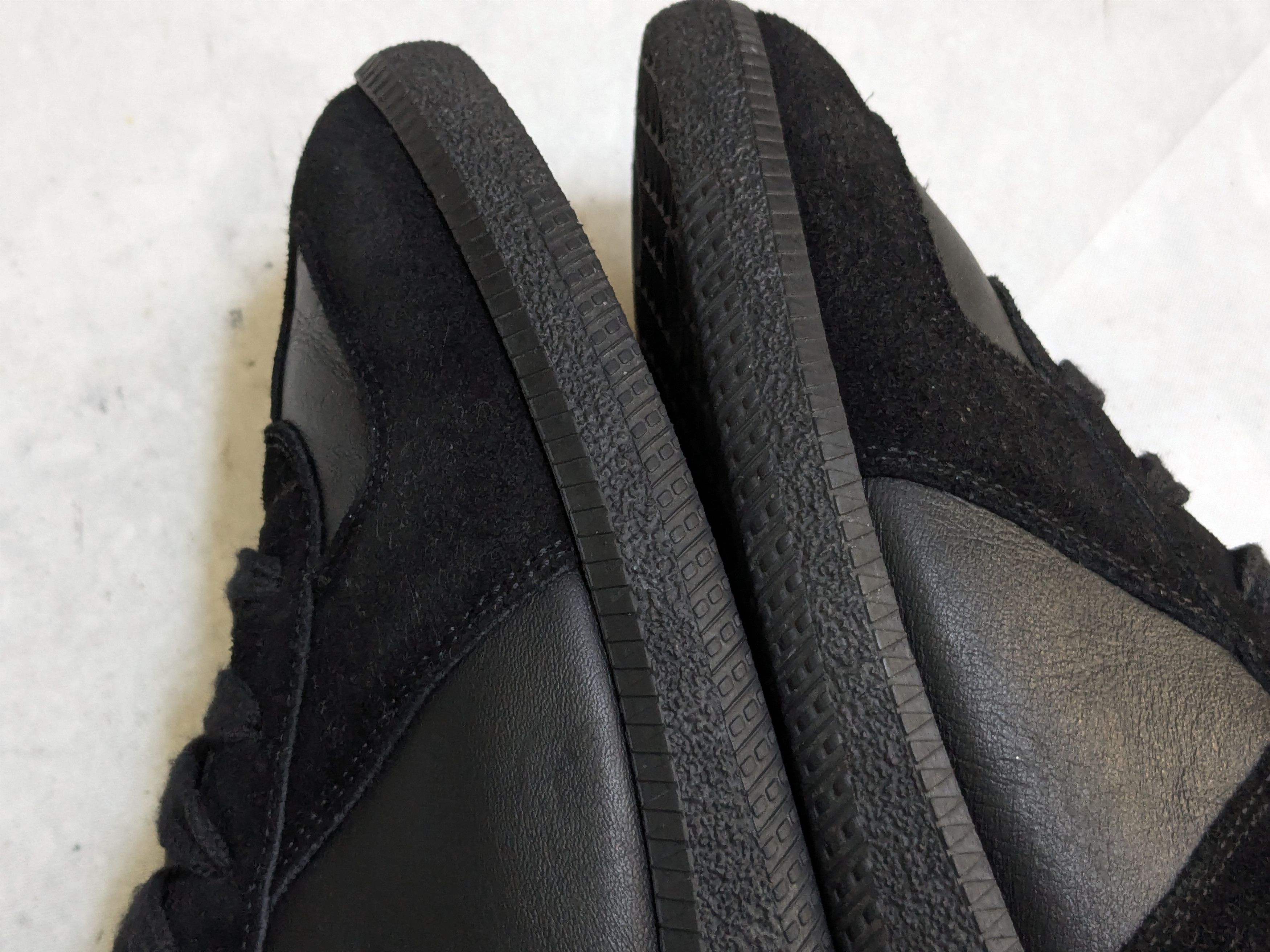 Maison Margiela Maison Margiela Replica GAT Black 11 44 Low Tops Size US 11 / EU 44 - 9 Thumbnail