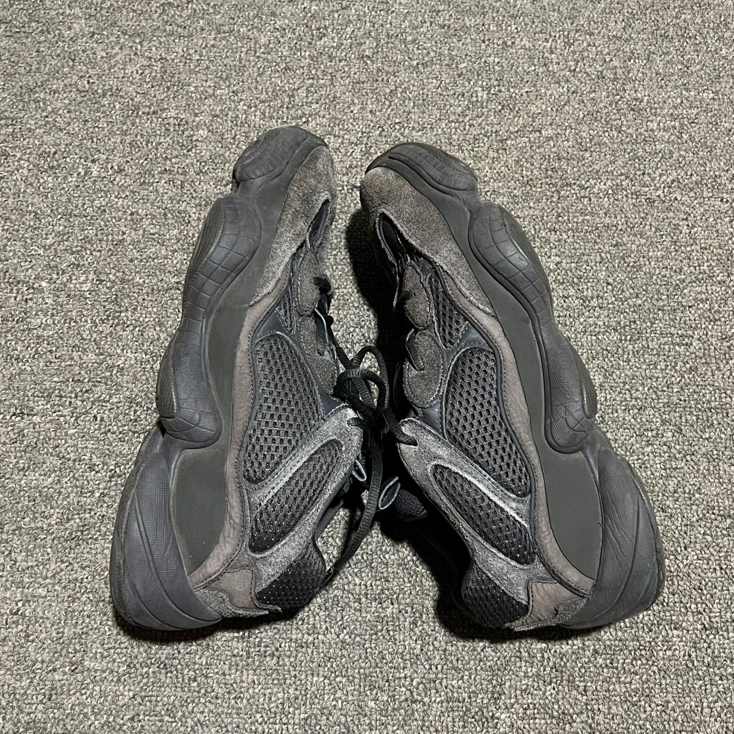 Adidas (SOLD OUT)Adidas Yeezy 500 Utility Black 280 Size US 10 / EU 43 - 6 Thumbnail