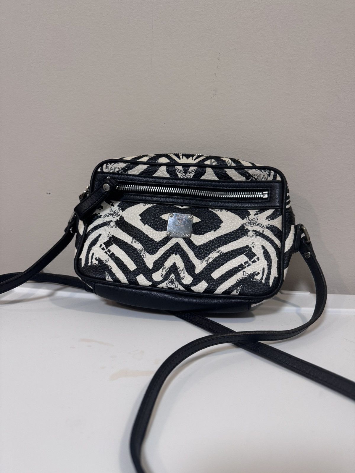 MCM Vintage zebra print MCM crossbody mini sidebag Size ONE SIZE - 1 Thumbnail