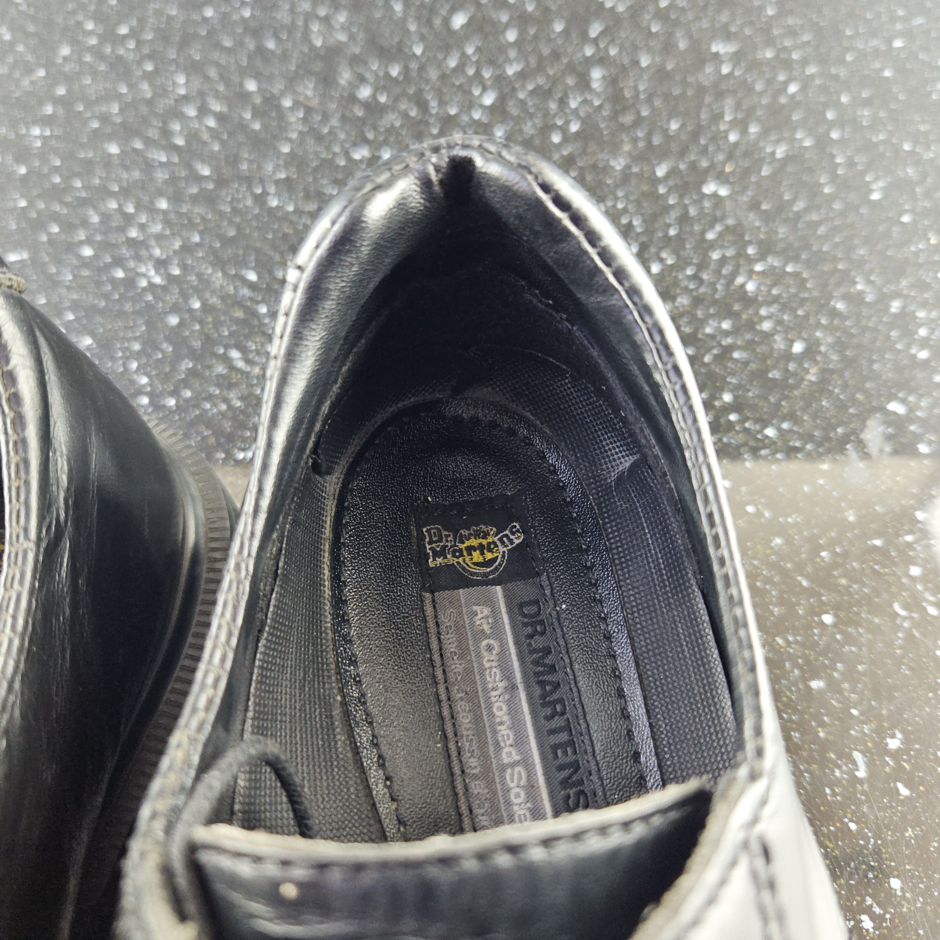 Dr. Martens Vintage Dr. Martens black leather shoes Size US 8 / EU 41 - 13 Thumbnail