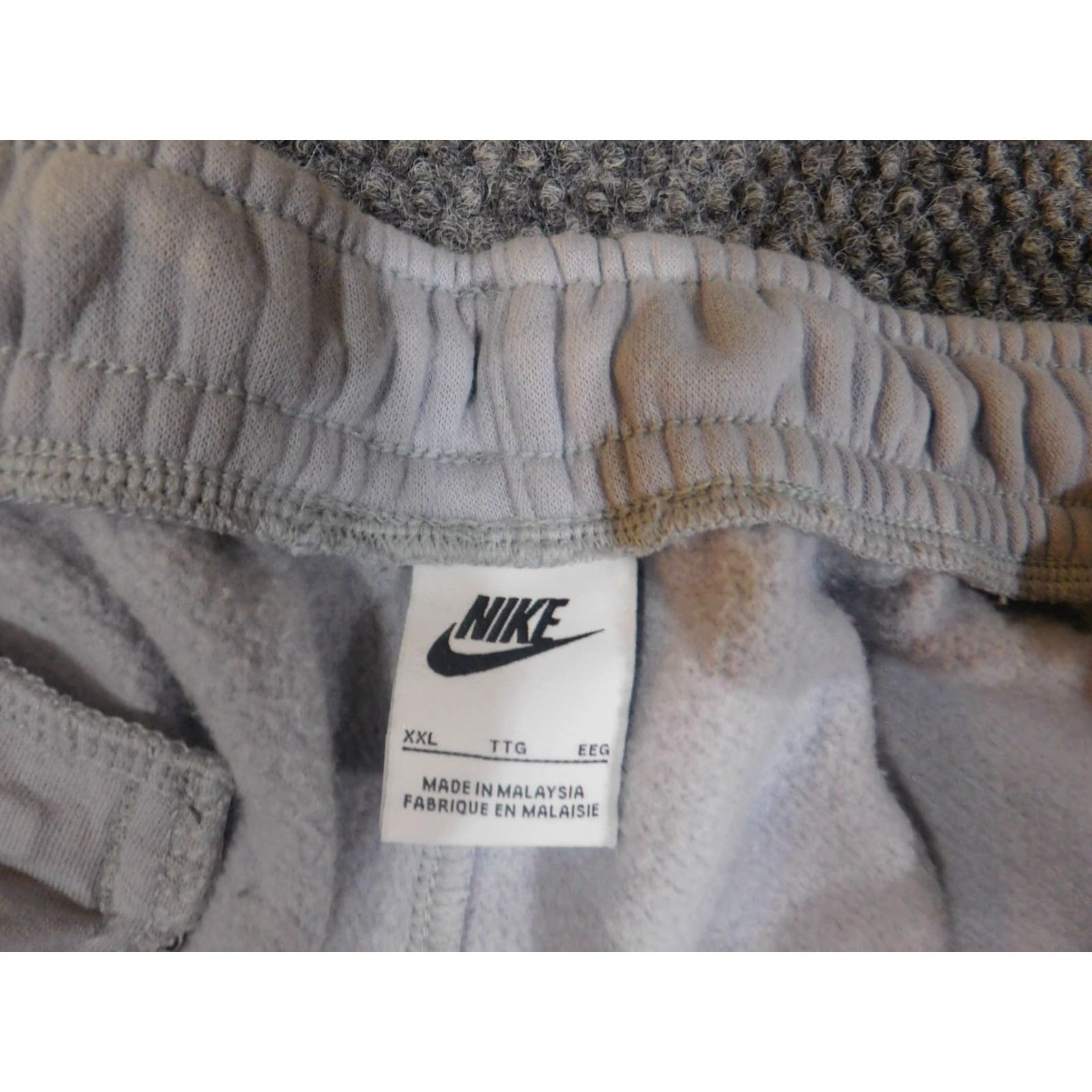 Nike Nike Sweatpants Mens 2XL Gray Classic Stretch Casual Pants Nike Men Regular Straight 28in Inseam VINTAGE? No Size US 39 - 7 Thumbnail