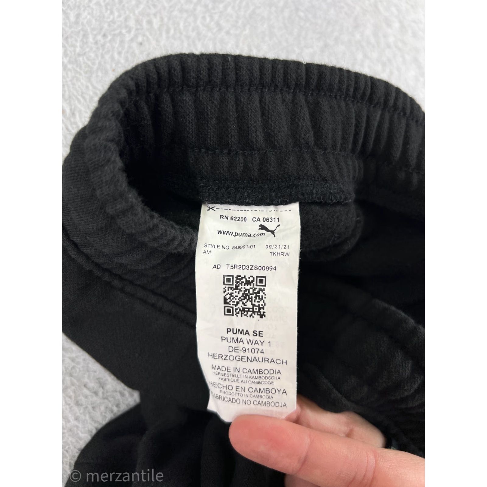 Puma Puma Shorts Womens Small Black Running Gym 100% Cotton Athletic Logo Shirt - Womens Athletic Shorts Black 90s? Size 28" / US 6 / IT 42 - 4 Thumbnail