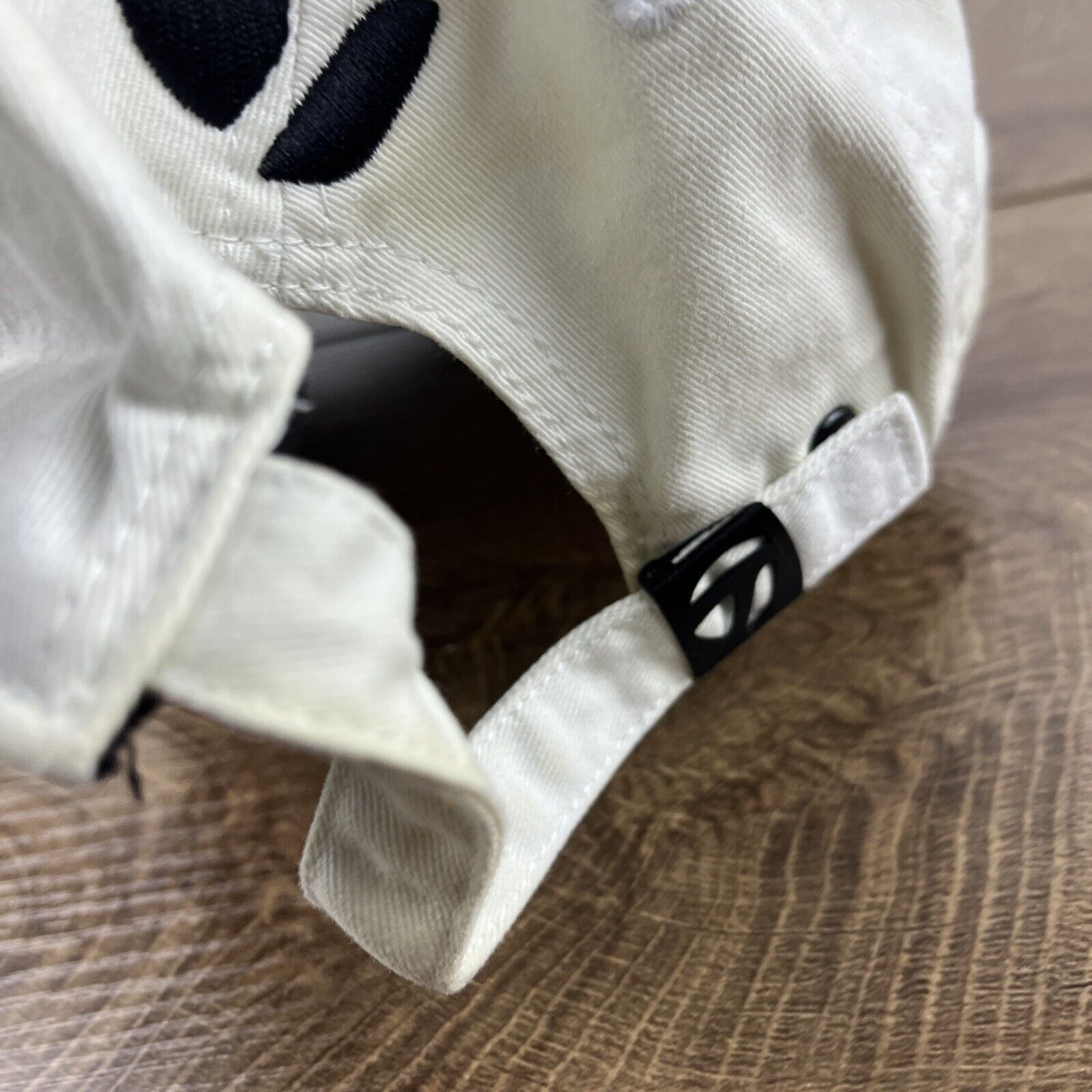 Other TaylorMade Golf Hat Taylormade Hat White Hat Adjustable Whit Size ONE SIZE - 11 Thumbnail