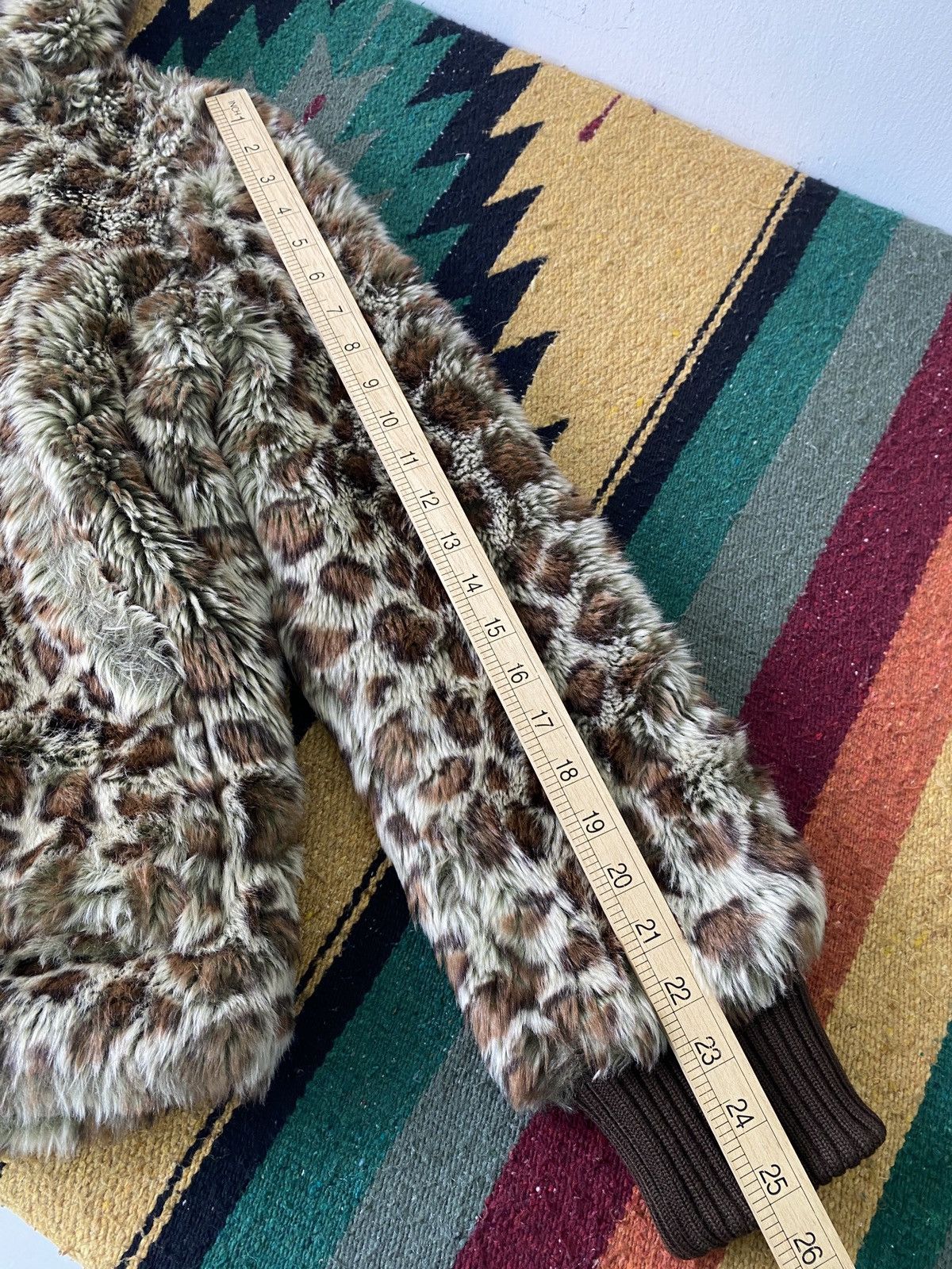 Sunao Kuwahara 2000’s Sunaokuwahara Leopard Print Faux Fur Cropped Jacket Size S / US 4 / IT 40 - 5 Thumbnail