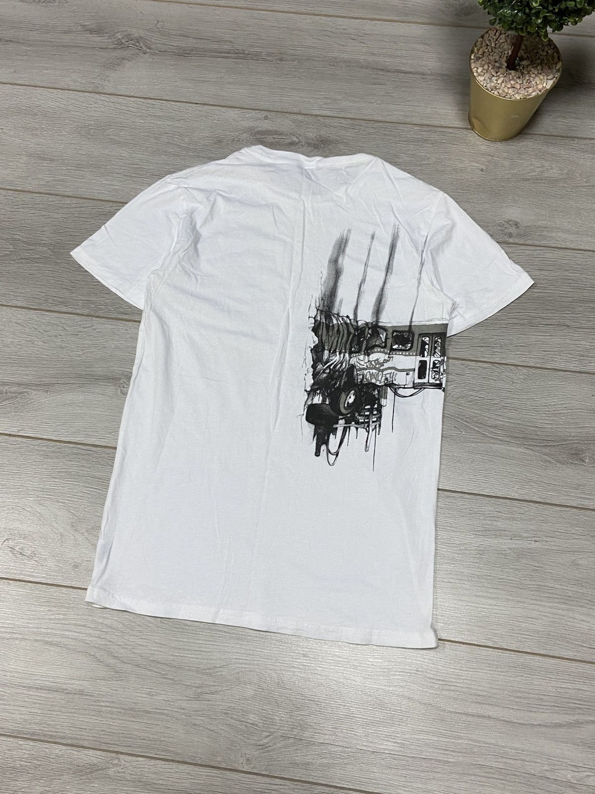 Oakley Oakley vintage crash bus big logo RARE t-shirt Size US M / EU 48-50 / 2 - 11 Thumbnail
