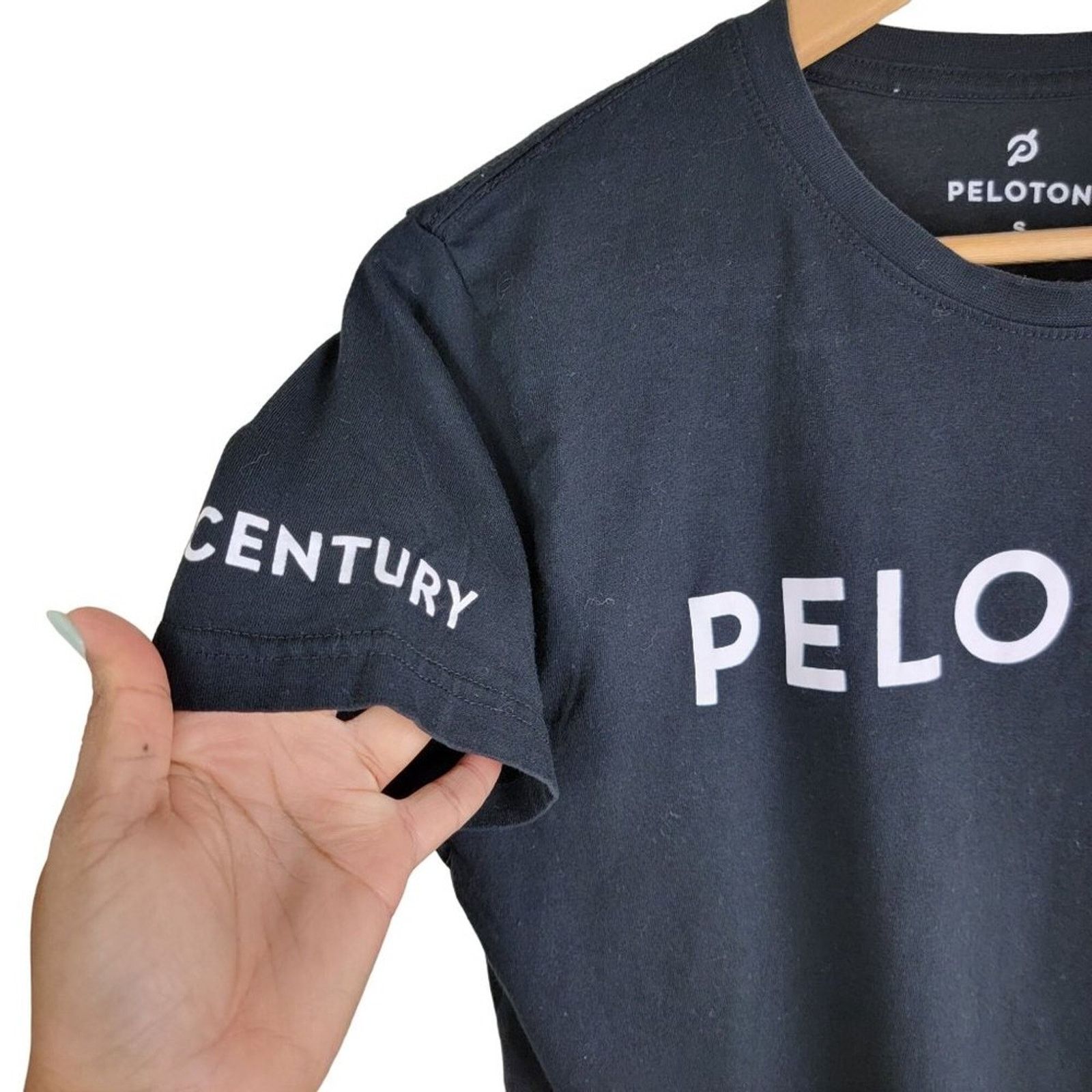 Peloton Peloton Century 100 Club Unisex T-Shirt Spell Out Crew Neck Size S / US 4 / IT 40 - 4 Thumbnail