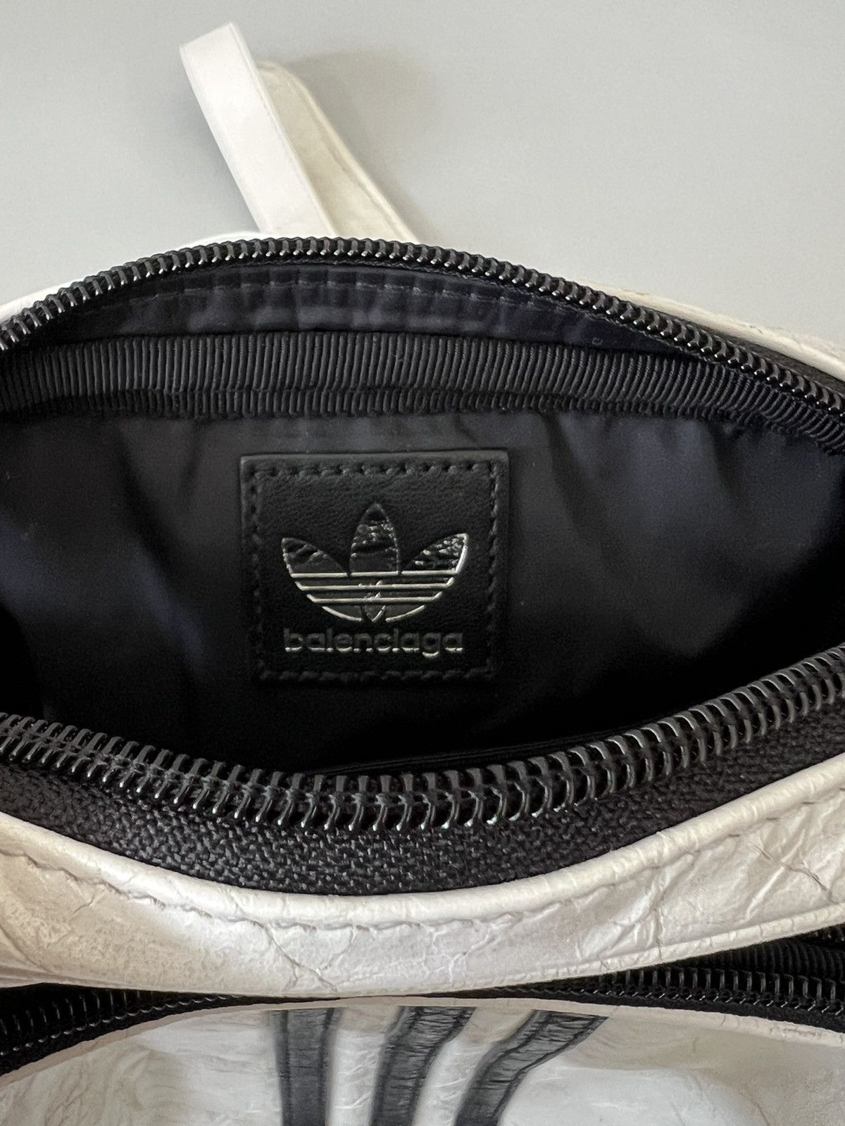 Balenciaga Balenciaga x Adidas crossbody messenger bag Size ONE SIZE - 9 Thumbnail
