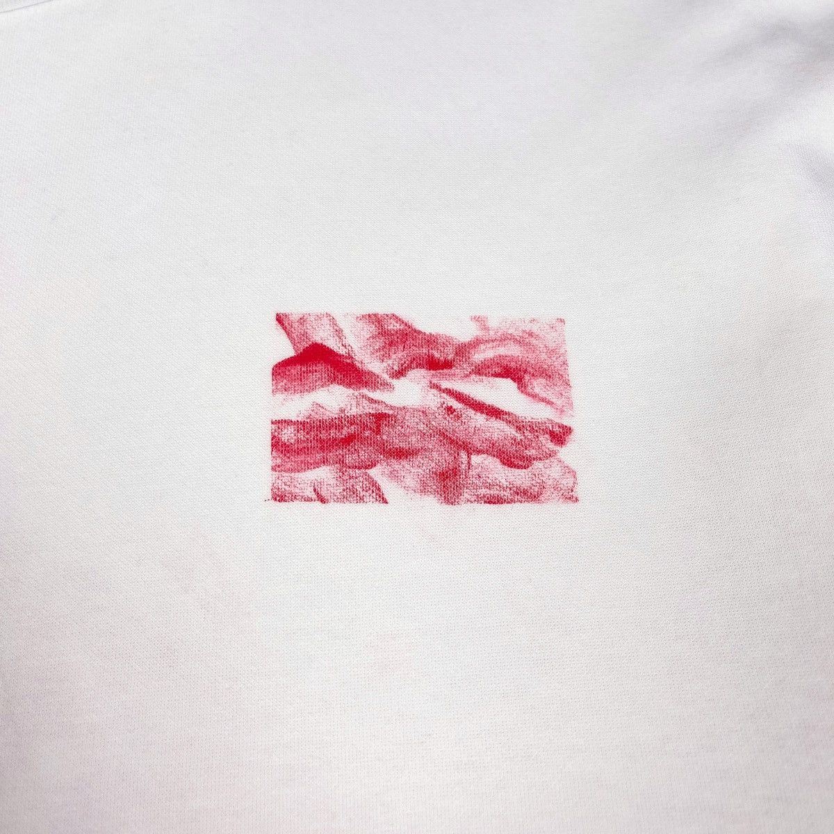 Uniqlo Uniqlo Carpe Kisses Back Graphic T-Shirt Size US M / EU 48-50 / 2 - 7 Thumbnail