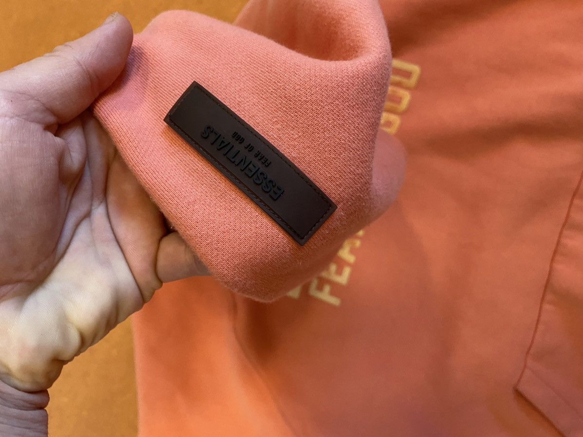 Fear of God × Vintage Fear of God essentialla hoodie pink Size US L / EU 52-54 / 3 - 6 Thumbnail
