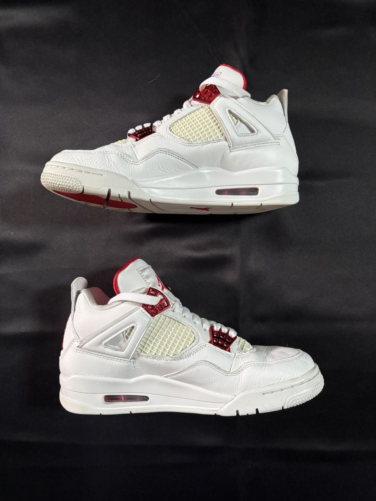 Jordan Brand Jordan 4 metallic red Size US 8 / EU 41 - 2 Thumbnail