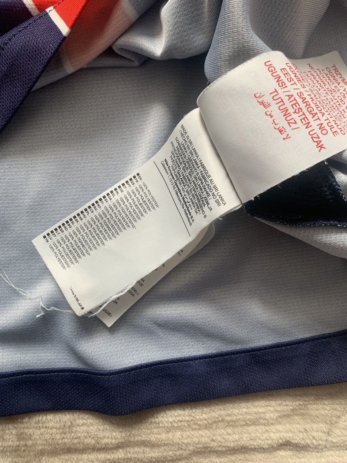 Nike Cavani jersey psg Size US XS / EU 42 / 0 - 13 Thumbnail