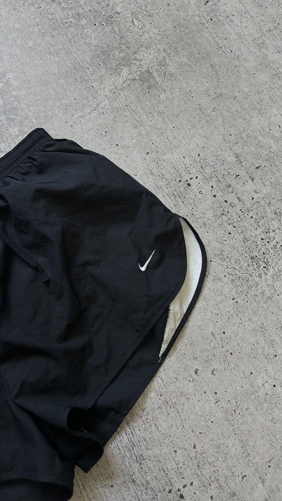 Nike × Vintage 90s Nike Dri Fit Vintage Nylon Running Shorts Size US 36 / EU 52 - 4 Thumbnail