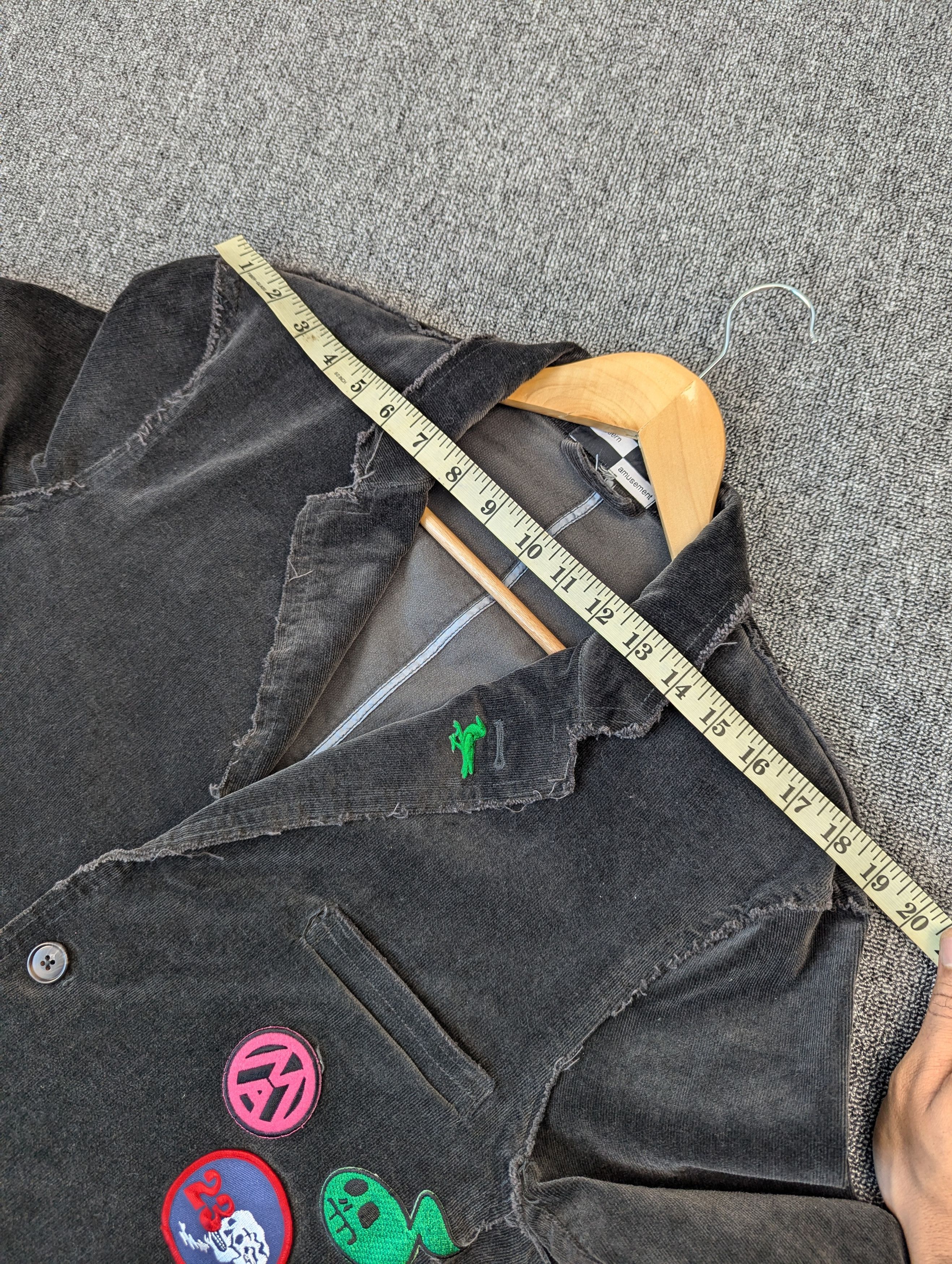 Modern Amusement Modern Amusement Distressed Style Velvet Corduroy Jacket Size US M / EU 48-50 / 2 - 15 Thumbnail