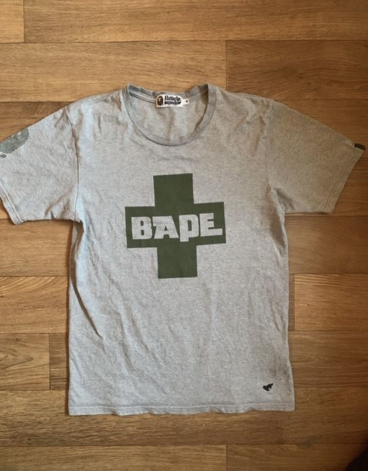 Bape Vintage Bape T-Shirt Rare Size US M / EU 48-50 / 2 - 1 Thumbnail