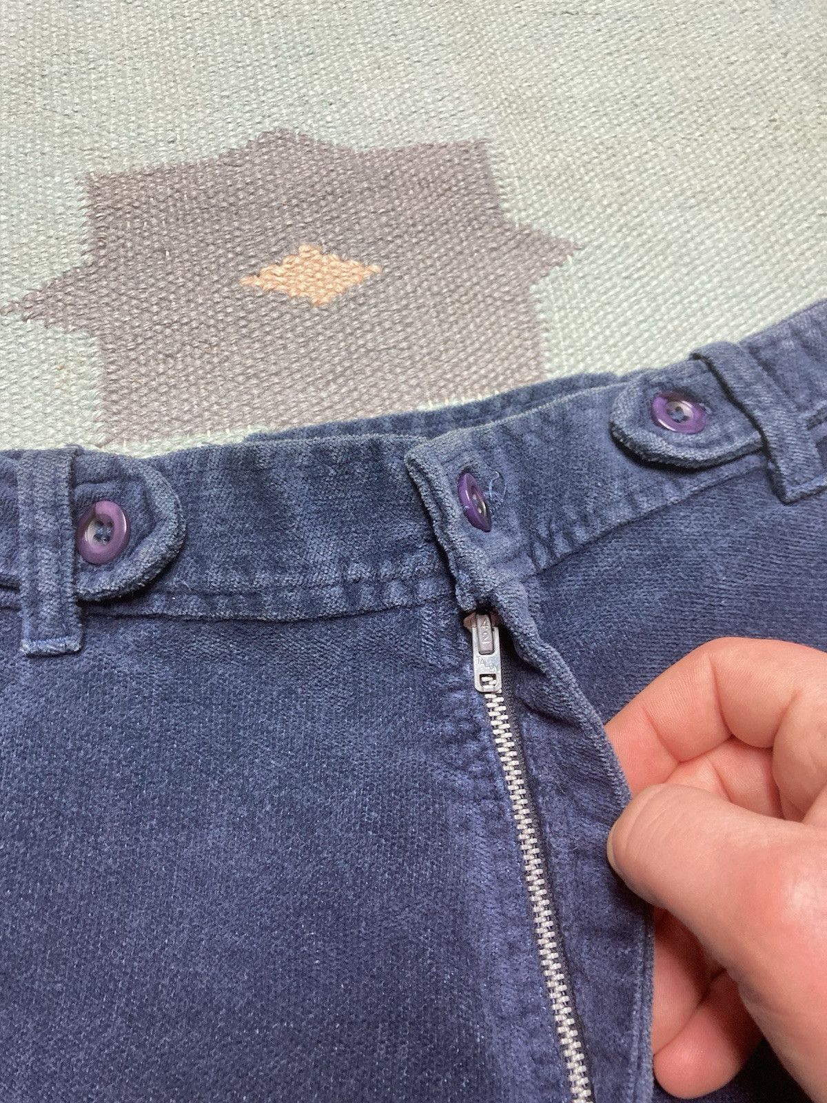 Vintage 70s bell bottom flare pants brush velour corduroy 9/10 25x32 Size 25" / US 0 / IT 36 - 4 Thumbnail