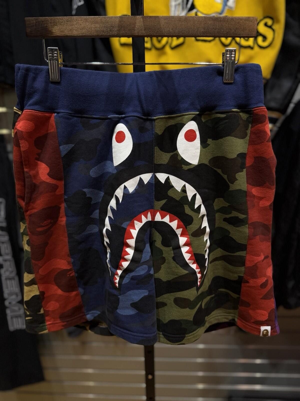 Other A Bathing Ape Shark Camo Cotton Sweat Shorts Small Size US 30 / EU 46 - 1 Thumbnail