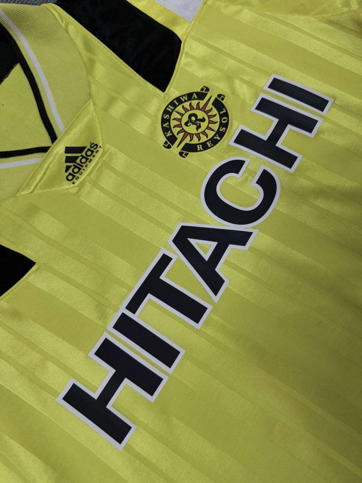 Adidas Vtg⚽️1992 Kashiwa Reysol Home Jersey Size US L / EU 52-54 / 3 - 16 Thumbnail