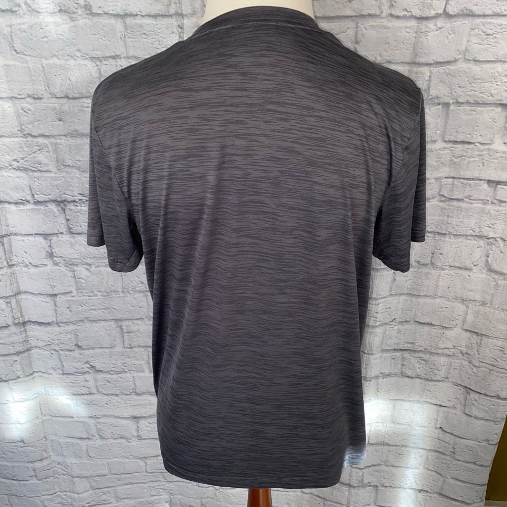 Tek Gear Tek gear dry Tek men XL short sleeve Crewneck activewear wor Size US XL / EU 56 / 4 - 8 Thumbnail