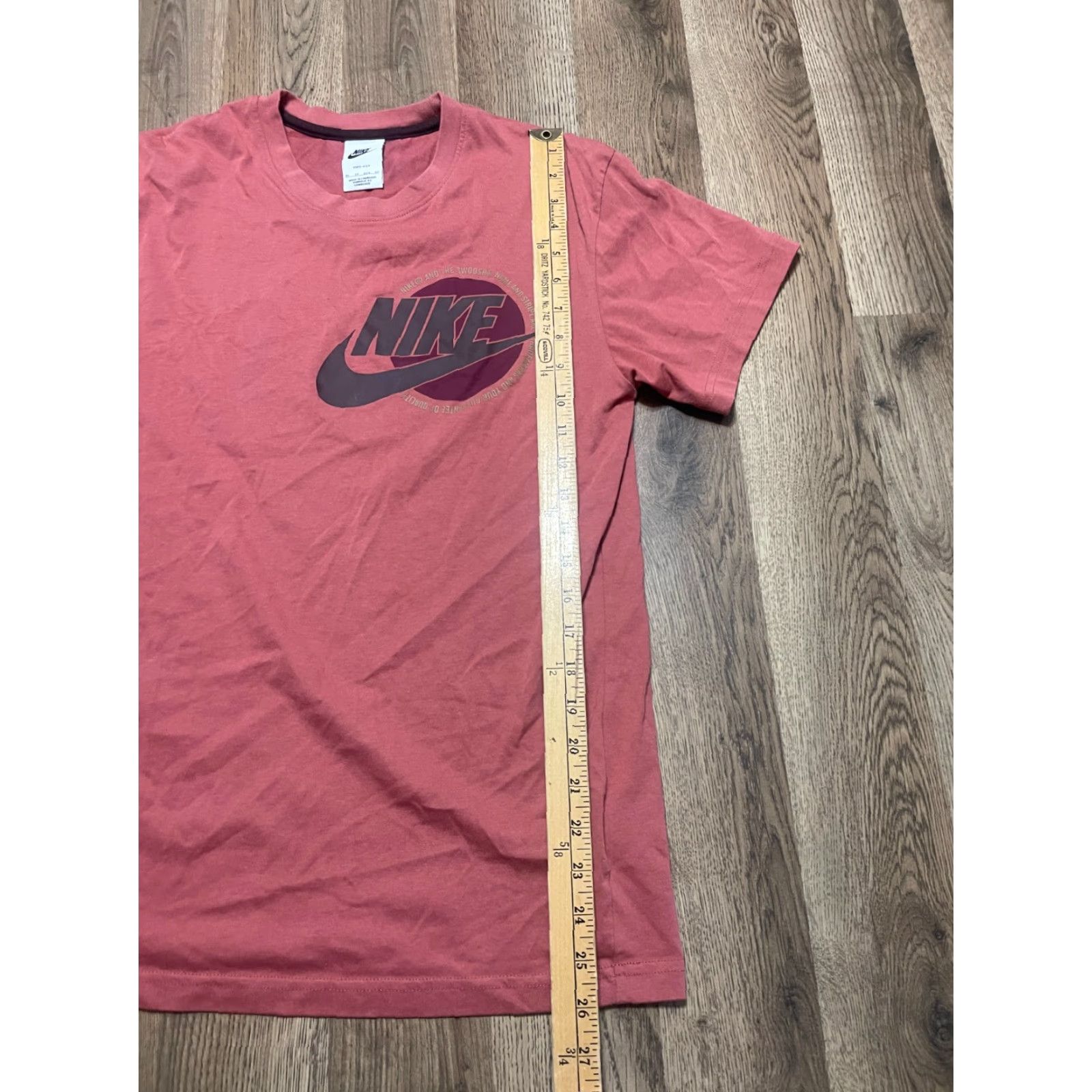 Nike Nike Shirt Mens XS Red Short Sleeve Logo Print Dri Fit T-Shirt Size US XS / EU 42 / 0 - 6 Thumbnail