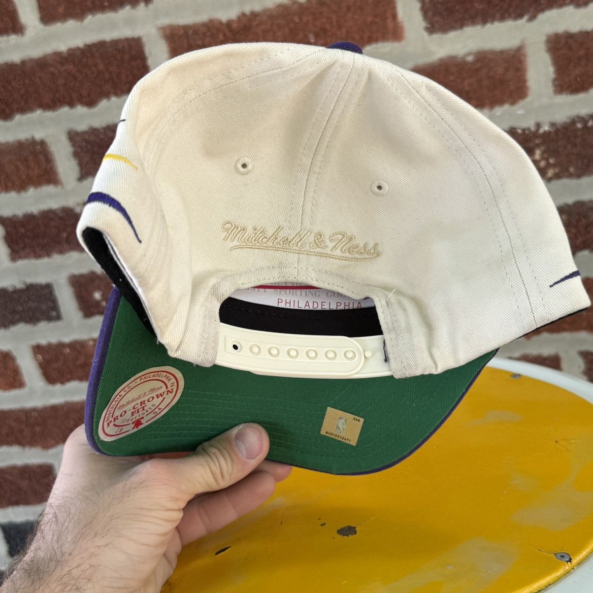 Mitchell & Ness Mitchell & Ness Los Angeles Lakers Snapback NBA Pro Crown Size ONE SIZE - 6 Thumbnail