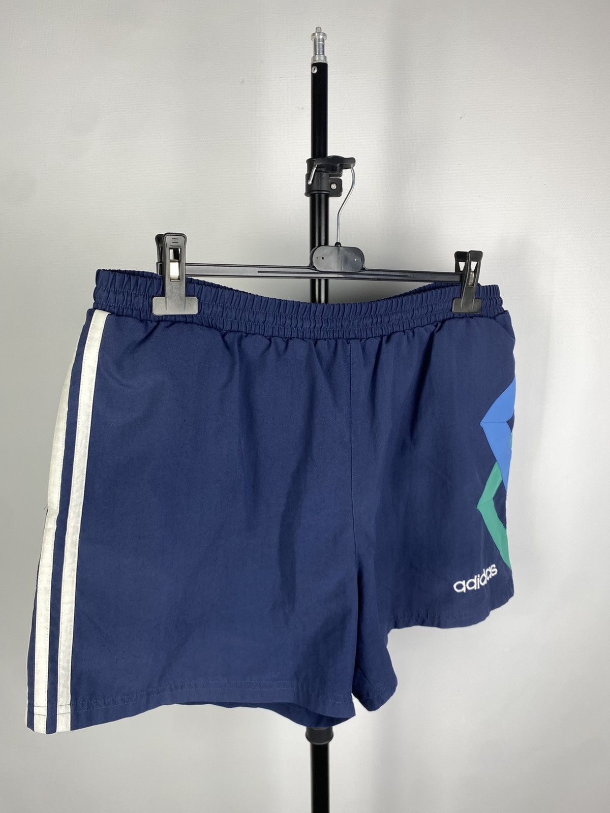 Adidas × Vintage Vintage 90s Adidas Logo Embroidered Men’s L Size Shorts Size US 36 / EU 52 - 1 Thumbnail