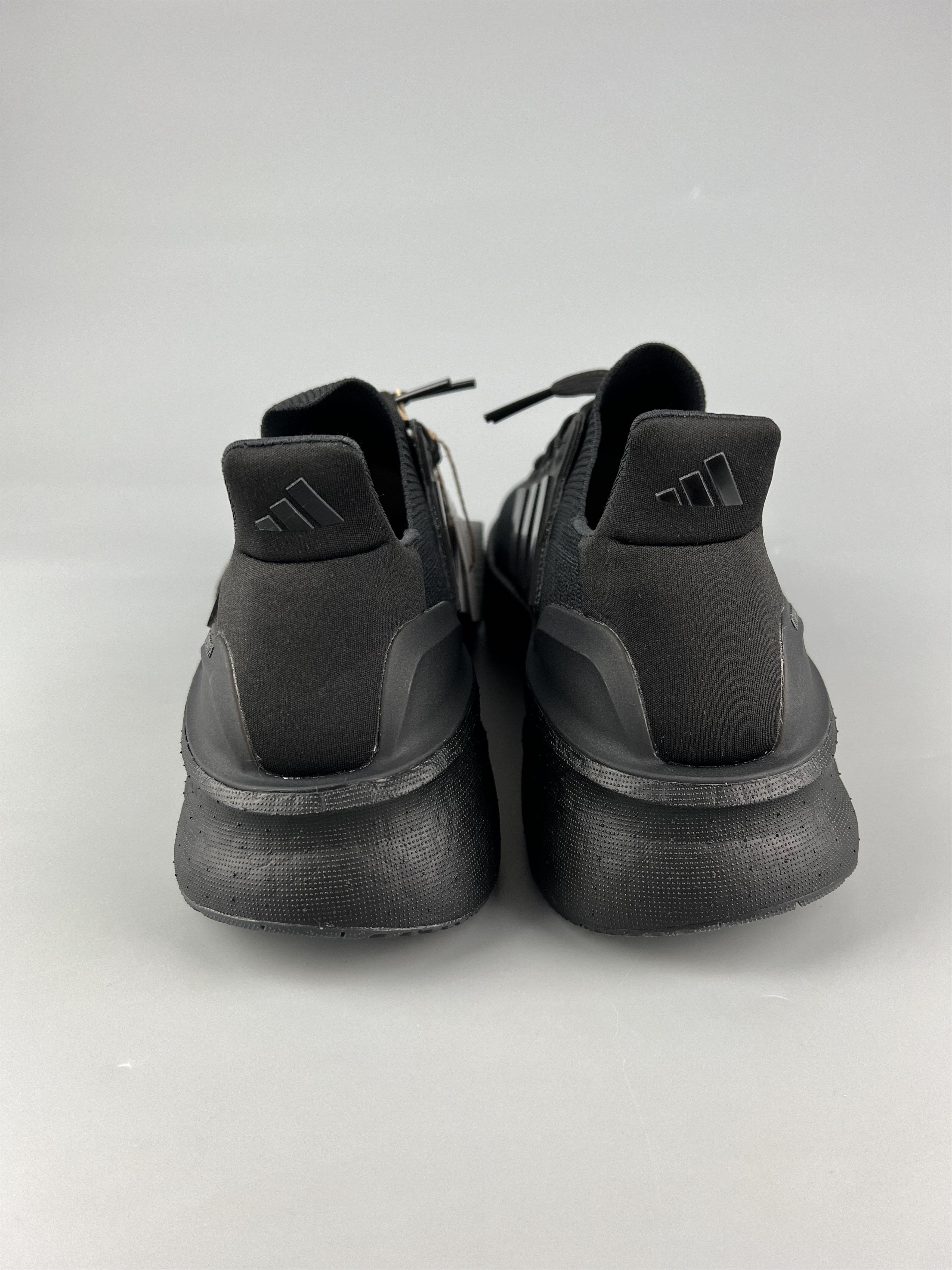 Adidas Adidas Ultra Boost 5X Men Running Shoes Continental Outsole Size US 10 / EU 43 - 3 Thumbnail