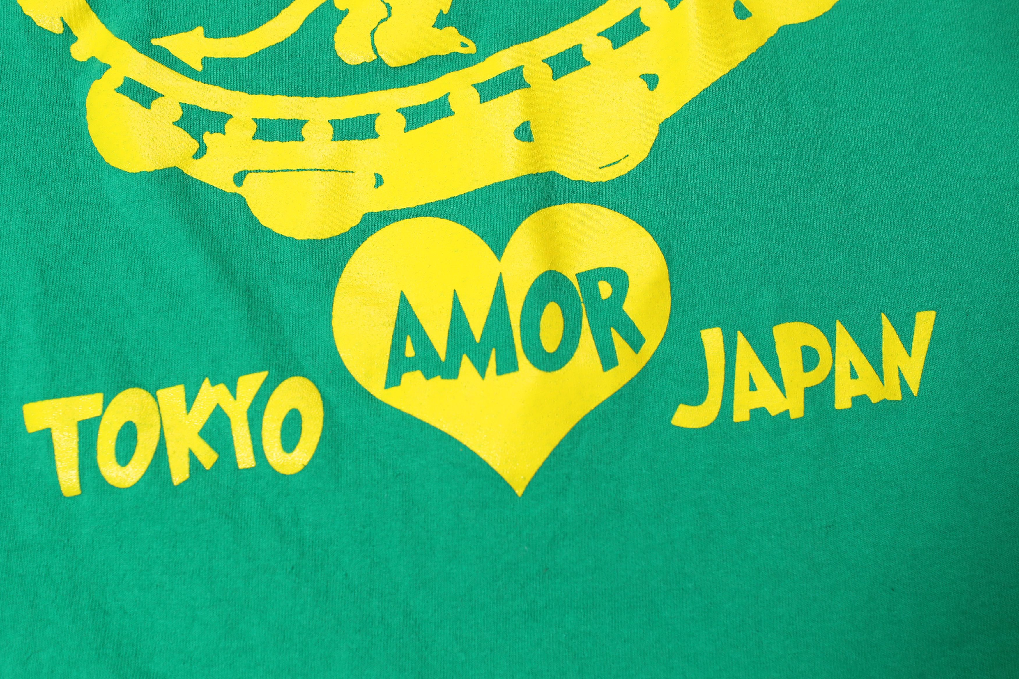 Gildan × Vintage Familia Amor Tokyo Japan Green Tee (M) Size US M / EU 48-50 / 2 - 5 Thumbnail