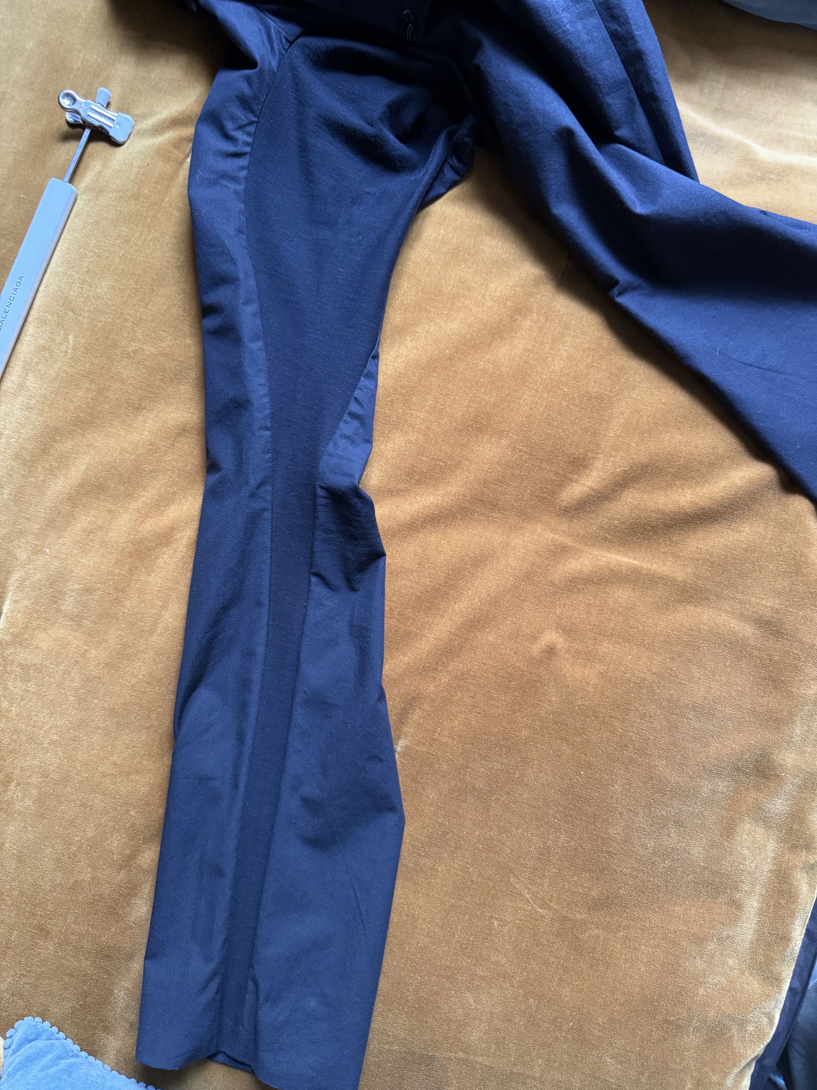 Label Under Construction LABEL UNDER CONSTRUCTION PANTS SIZE 48 -TOP CONDITION Size US 32 / EU 48 - 10 Thumbnail