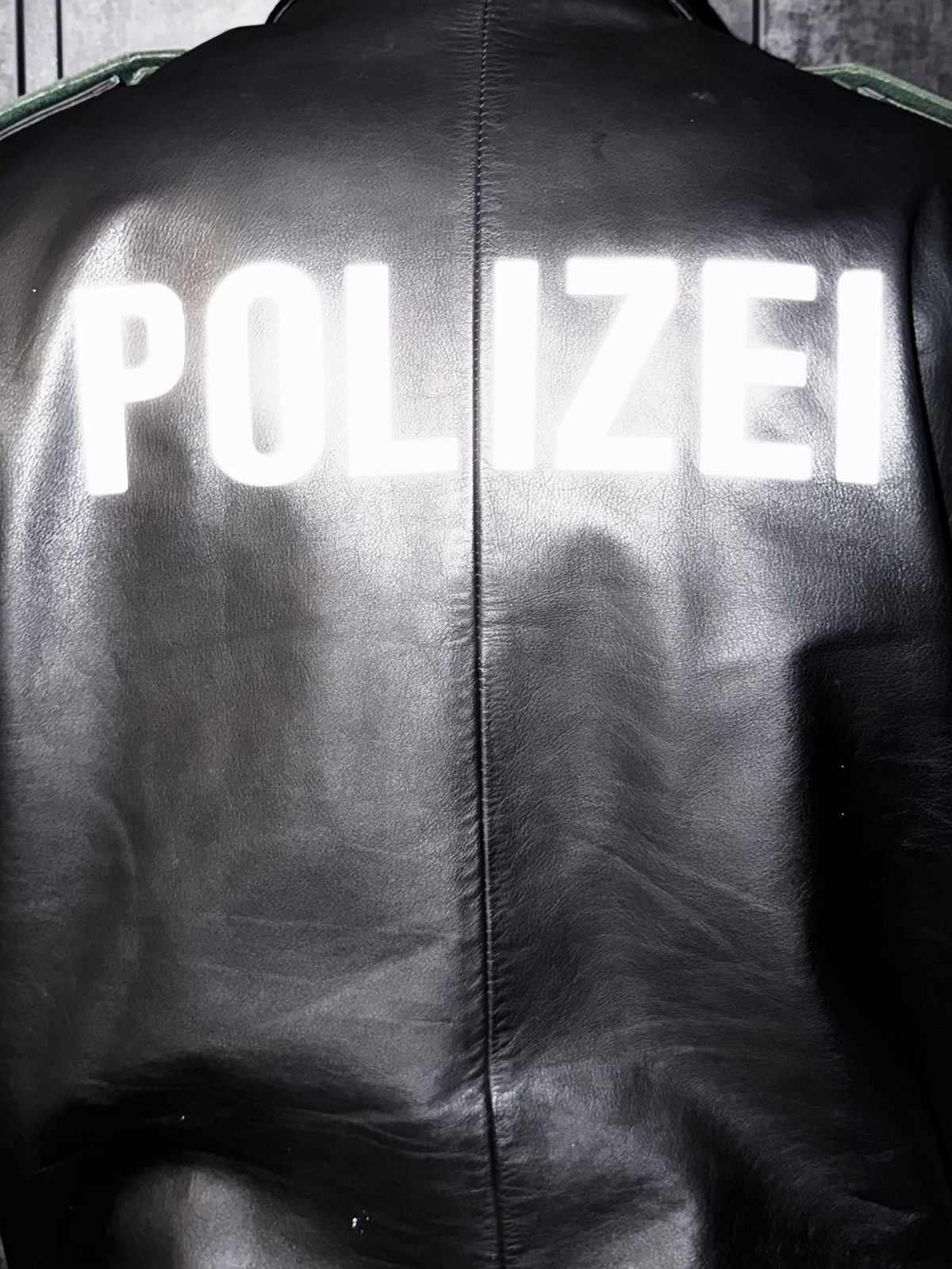 Vintage Crazy Vintage 90s Polizei Leather Aviator Jacket Vetements Size US L / EU 52-54 / 3 - 15 Thumbnail