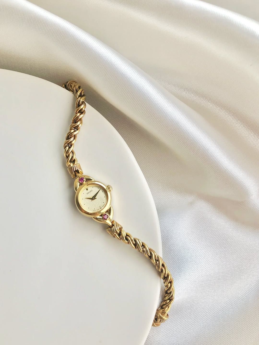 Seiko Seiko vintage gold tone lady Size ONE SIZE - 2 Thumbnail