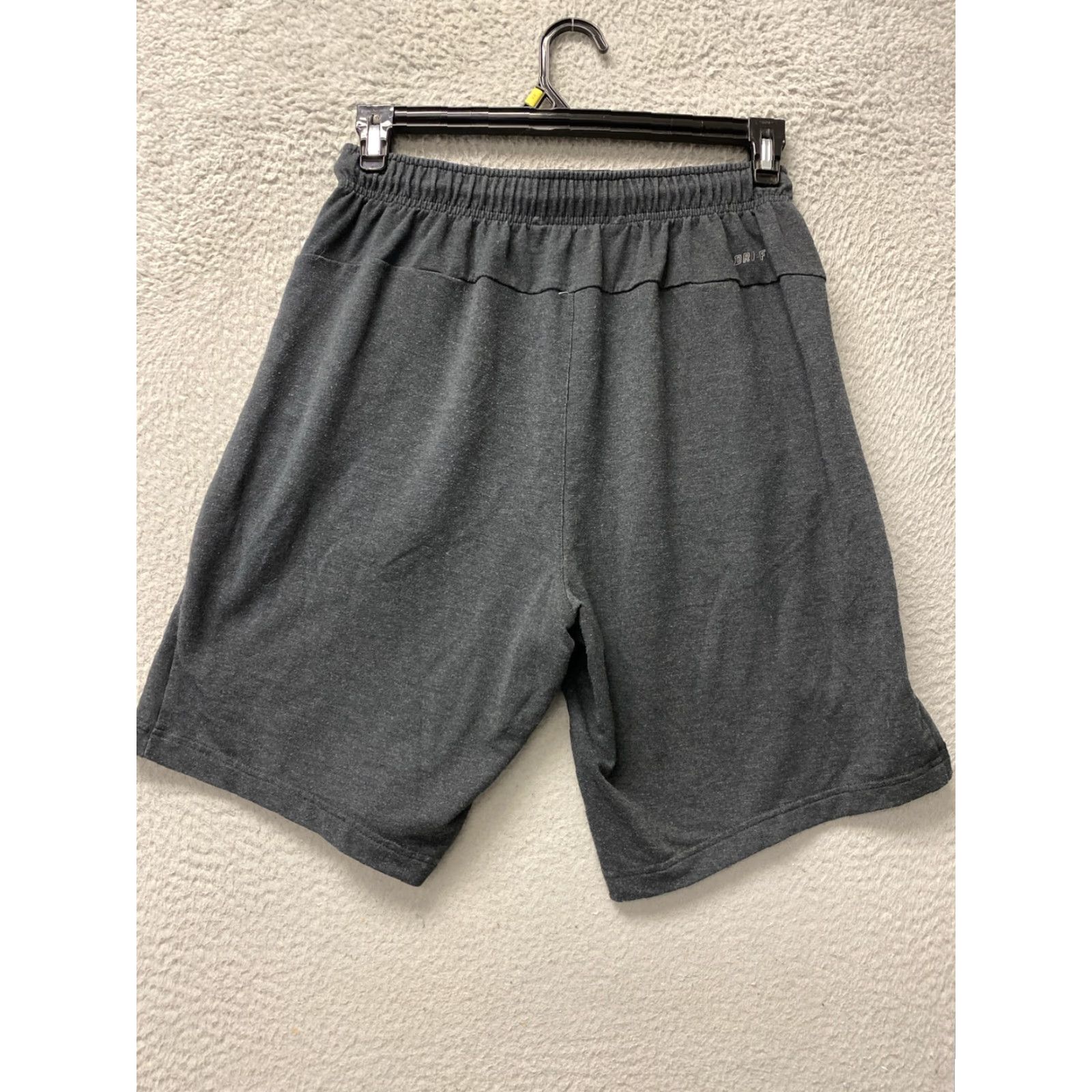 Nike Nike Shorts Men M dark gray Outdoors Basketball Fleece Gym Soft /116-41 Size US 31 - 6 Thumbnail