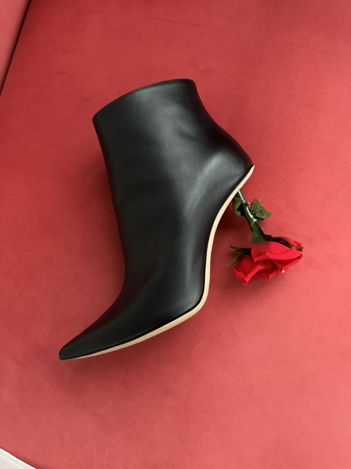 Loewe Rose heels ankle boots 8 US