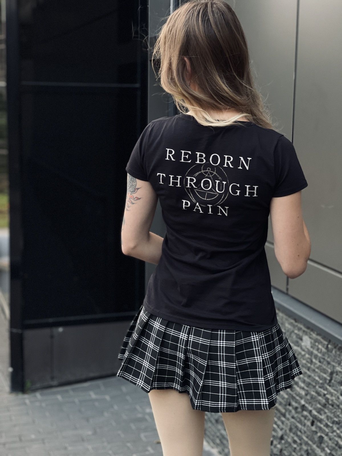 Band Tees As I Lay Dying "Shaped by Fire" Women's Black T-Shirt Size S Size S / US 4 / IT 40 - 5 Thumbnail