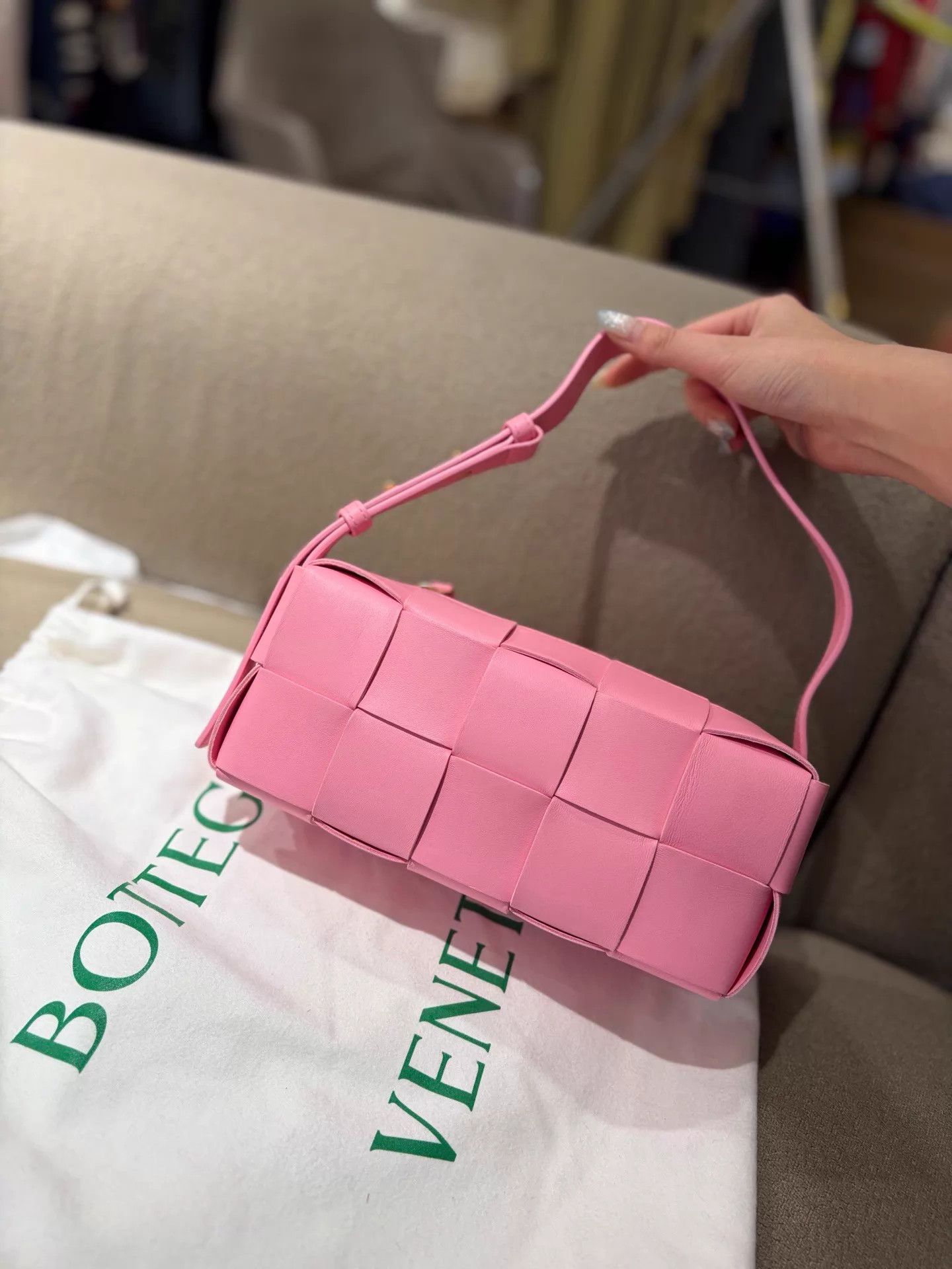 Bottega Veneta BV Brick Pink Woven Armpit Bag 99 New w/ Dust Bag Size ONE SIZE - 1 Thumbnail